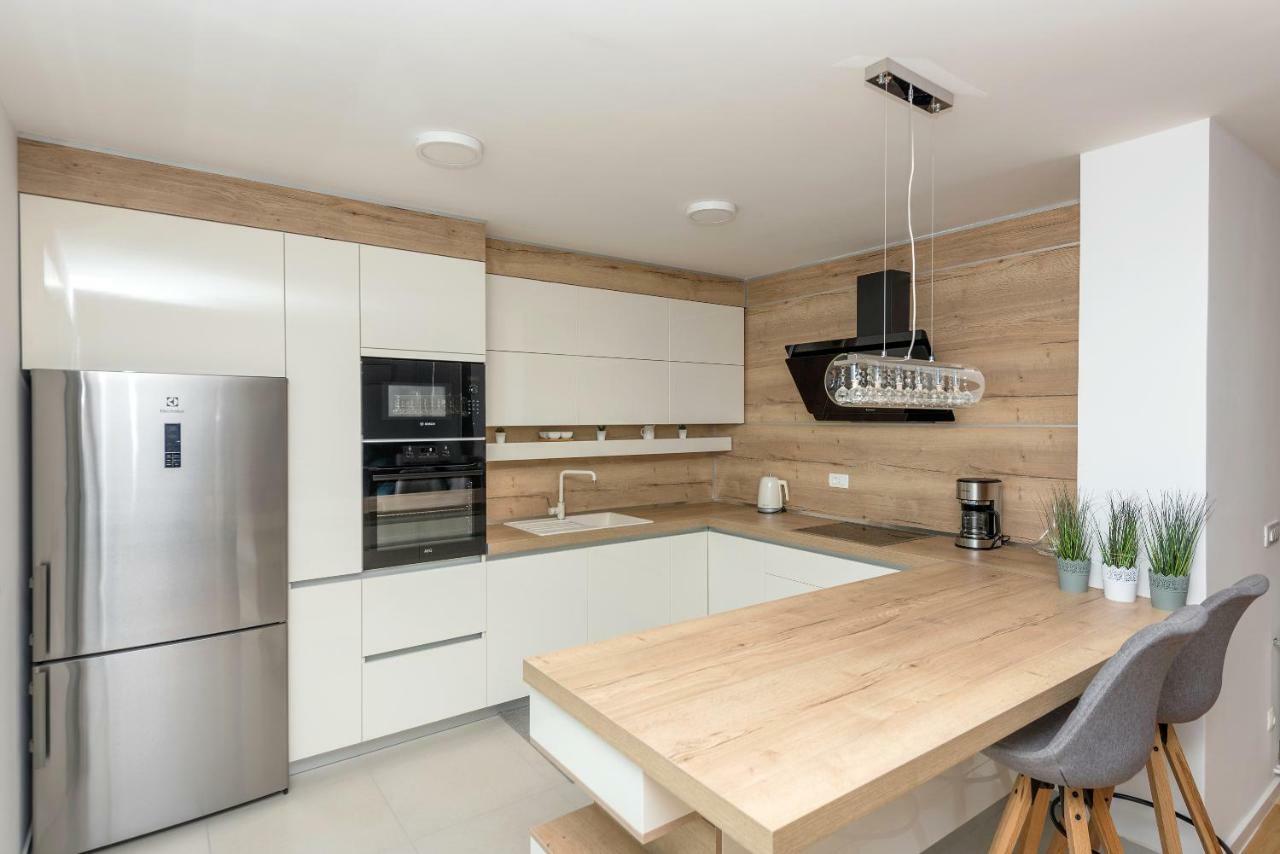 Penthouse Nikola Apartment Makarska Exterior photo